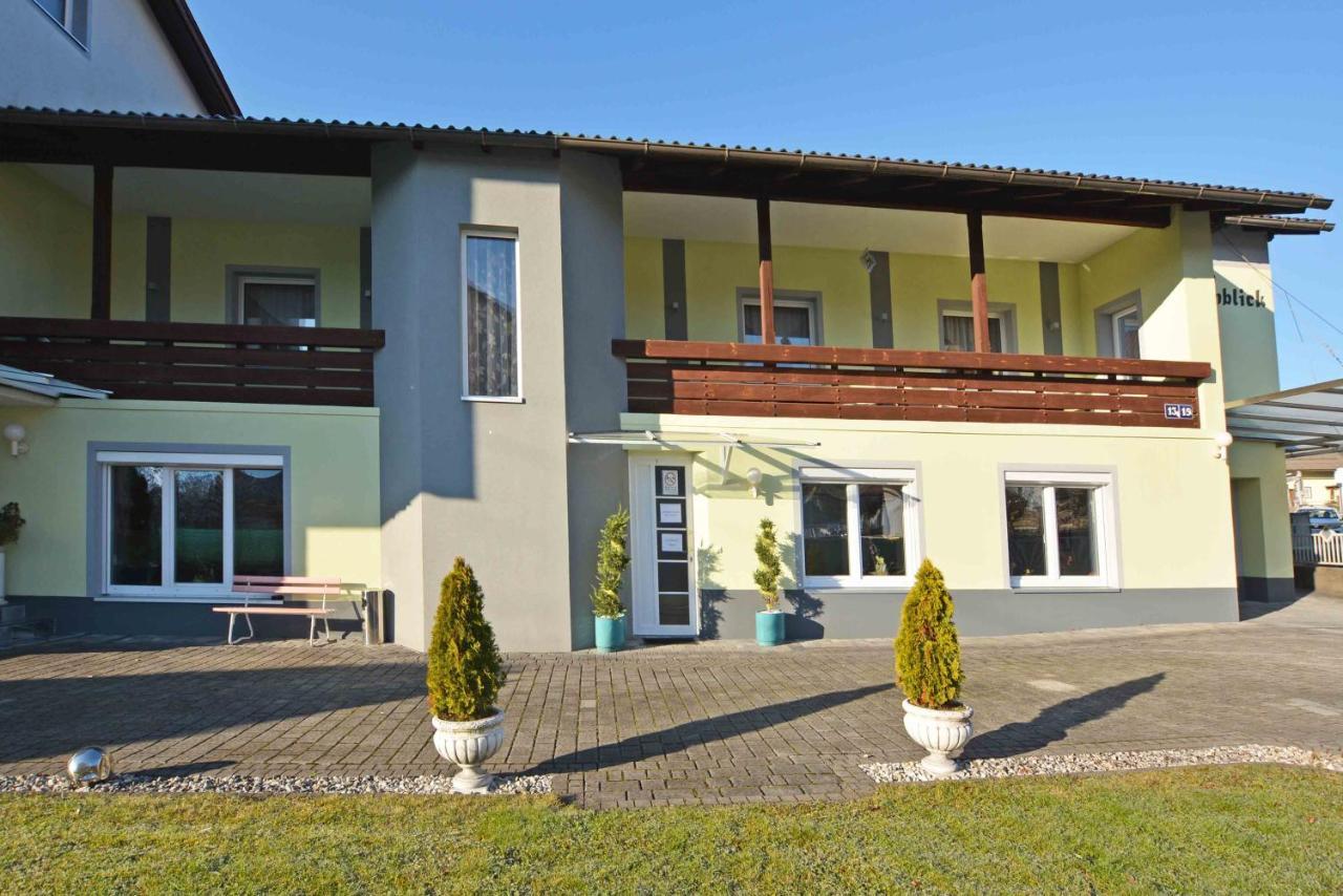 Gemuetliches Apartment In Ruhelage Villach Kültér fotó